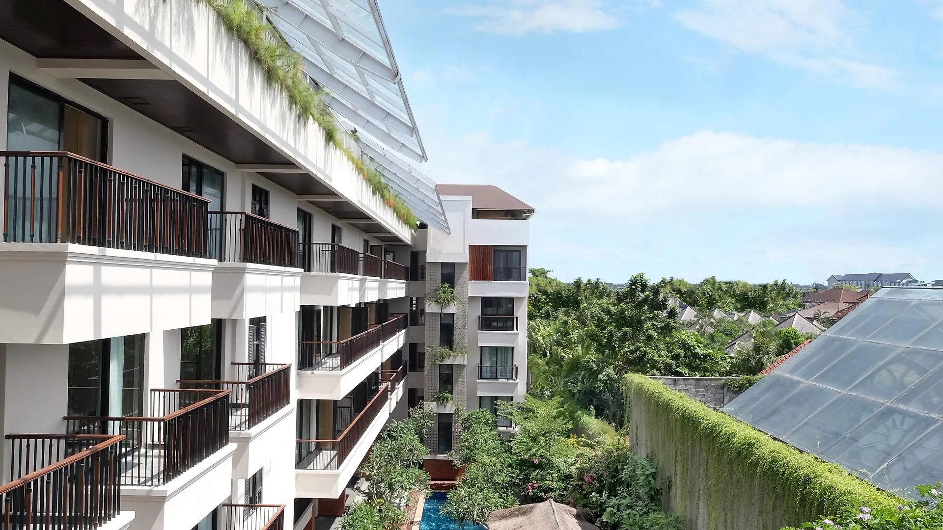 *****  Jambuluwuk Oceano Seminyak Hotel אינדונזיה