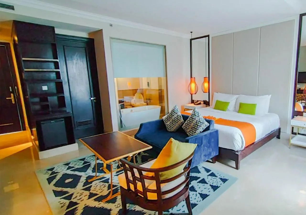 Jambuluwuk Oceano Seminyak Hotel
